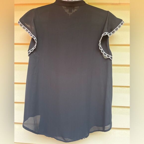 Ann Taylor black sheer blouse, ruched shoulders, scalloped contrast decor, Small - Picture 6 of 11